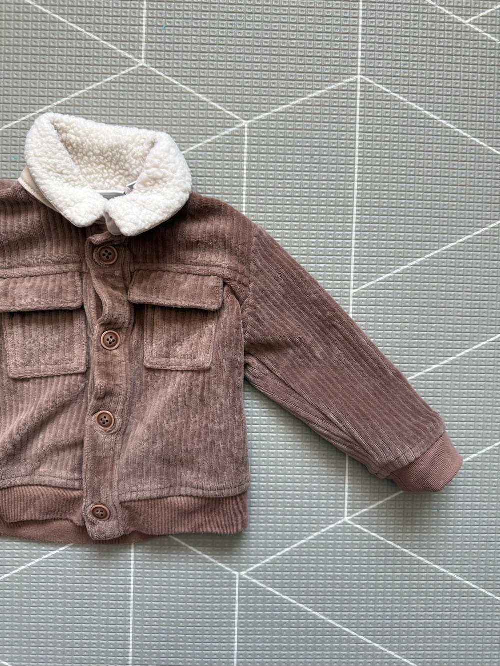 Children’s place|Baby gender neutral Brown Corduroy Jacket w Sherpa Collar,6-9M•